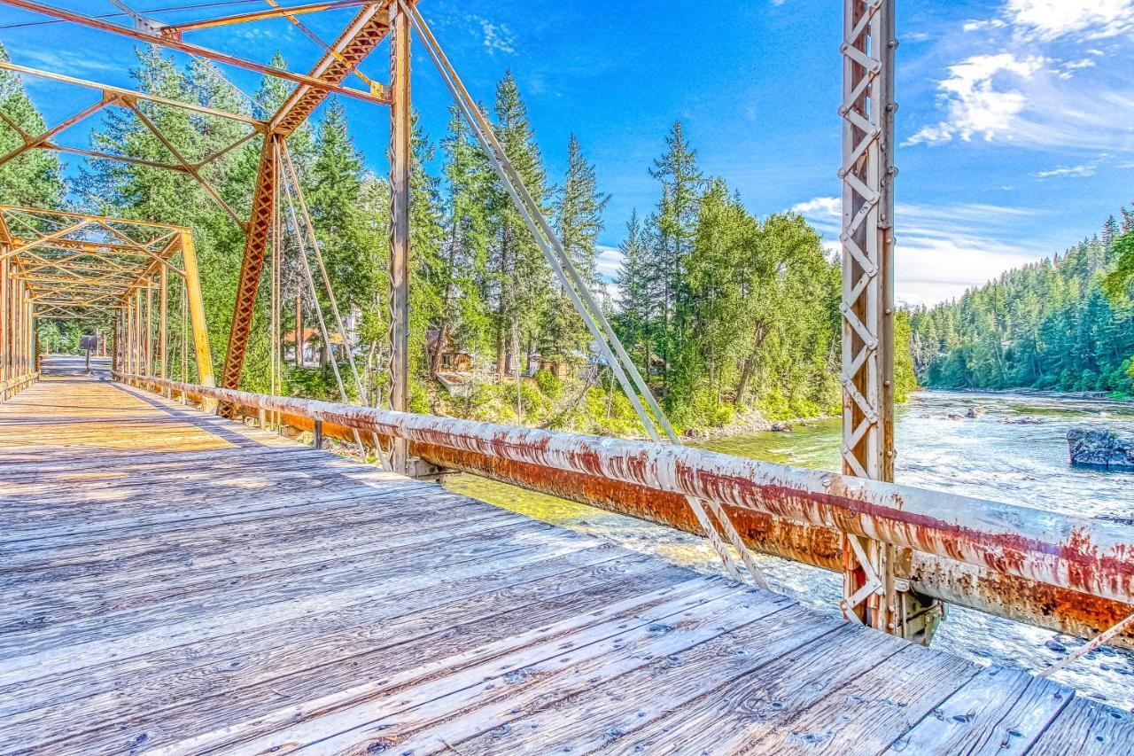 River Song Cabin Leavenworth Exterior photo